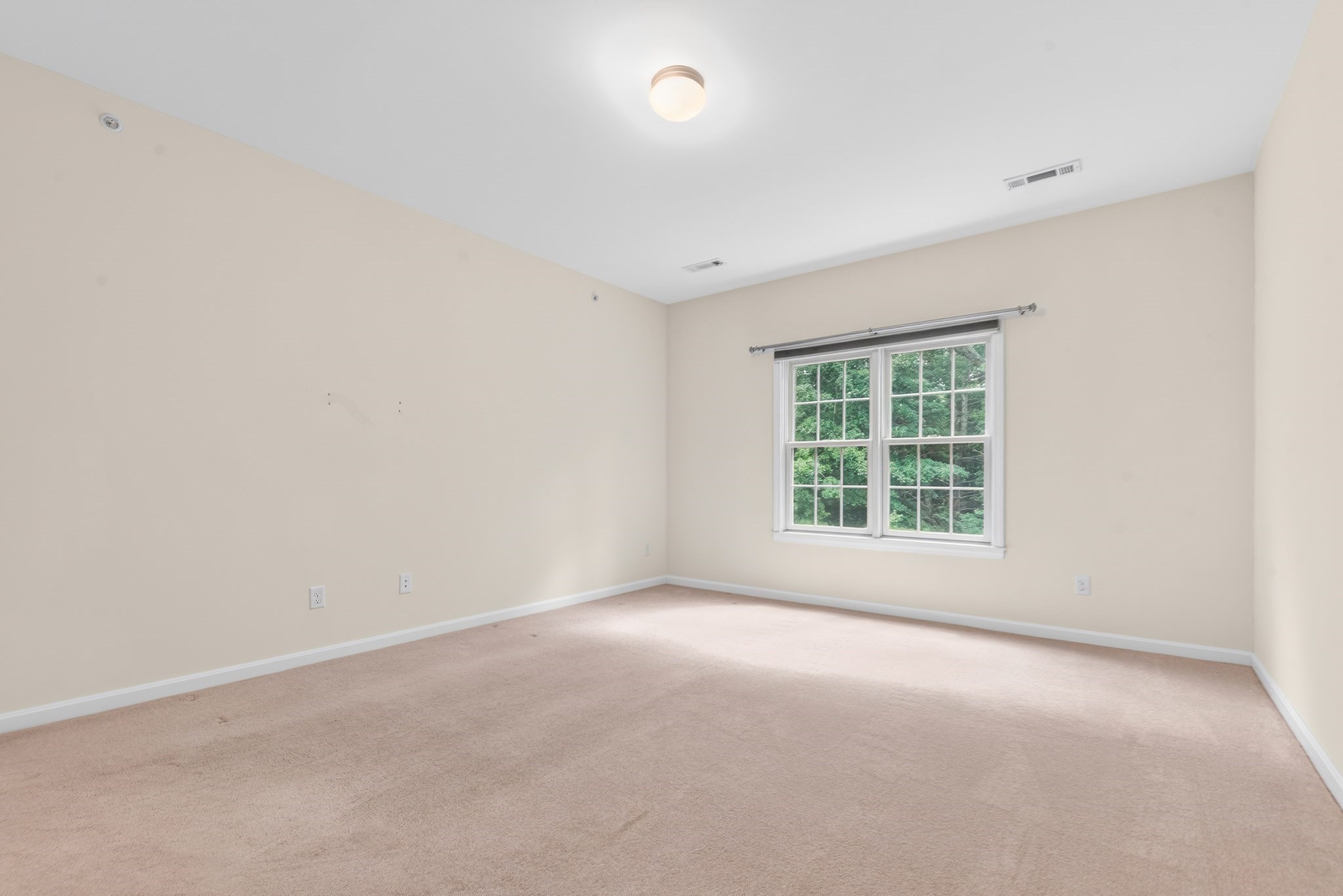 631 East St # M202 Property Photo 26