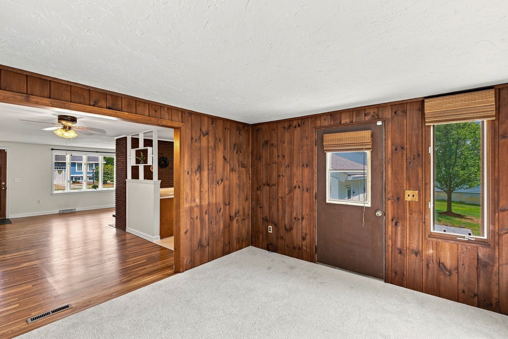 19 Champlain Dr Property Photo 13