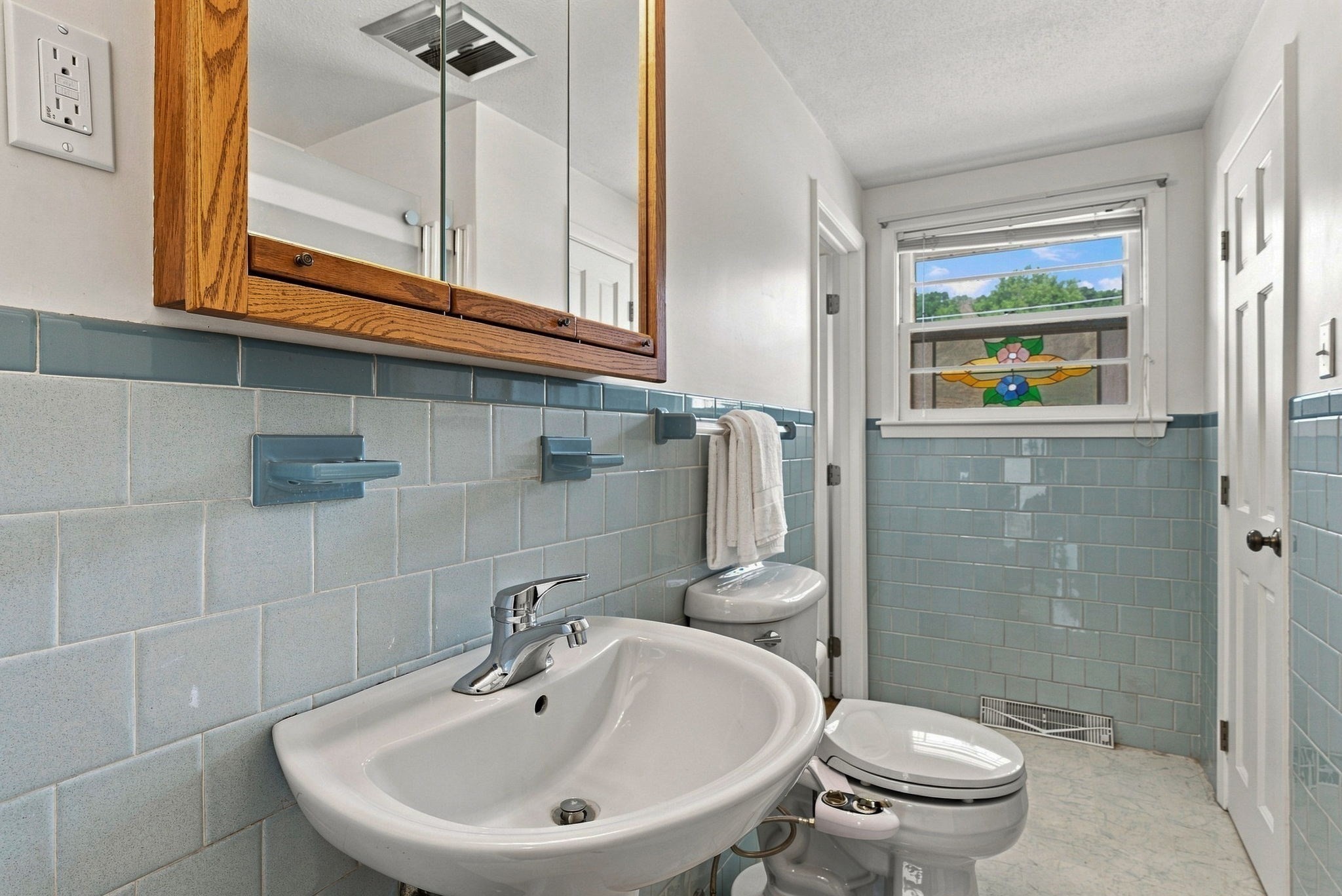 19 Champlain Dr Property Photo 19
