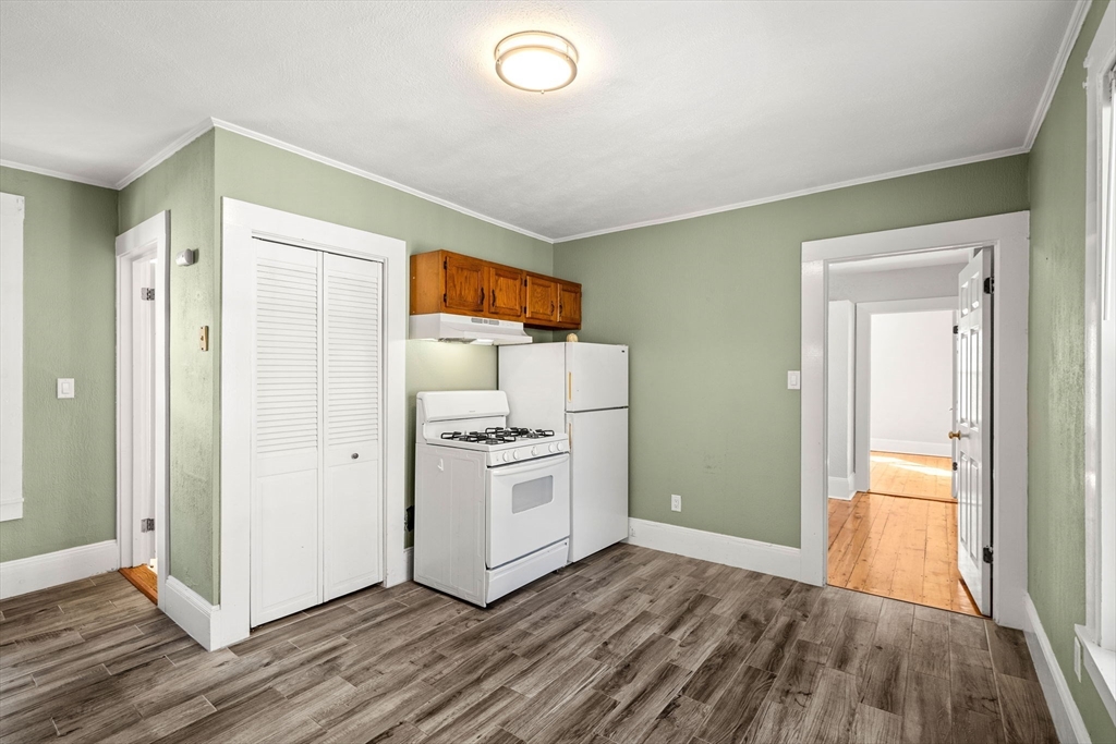 13 Knowlton St Property Photo 6
