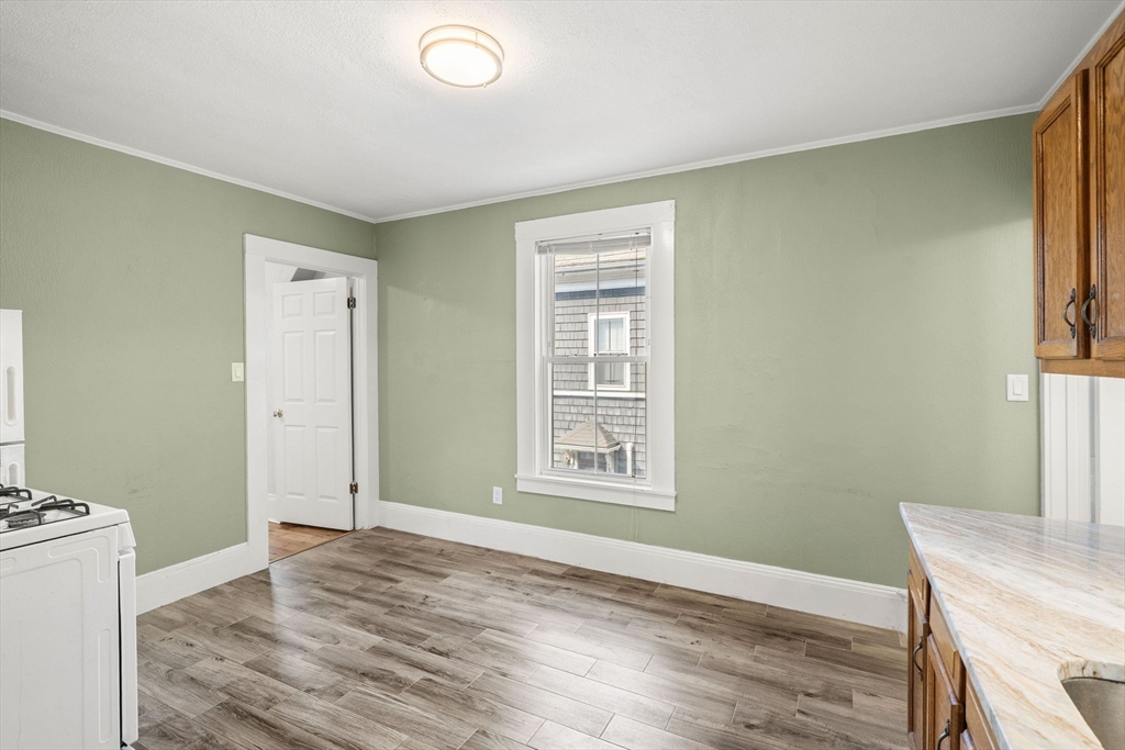 13 Knowlton St Property Photo 7