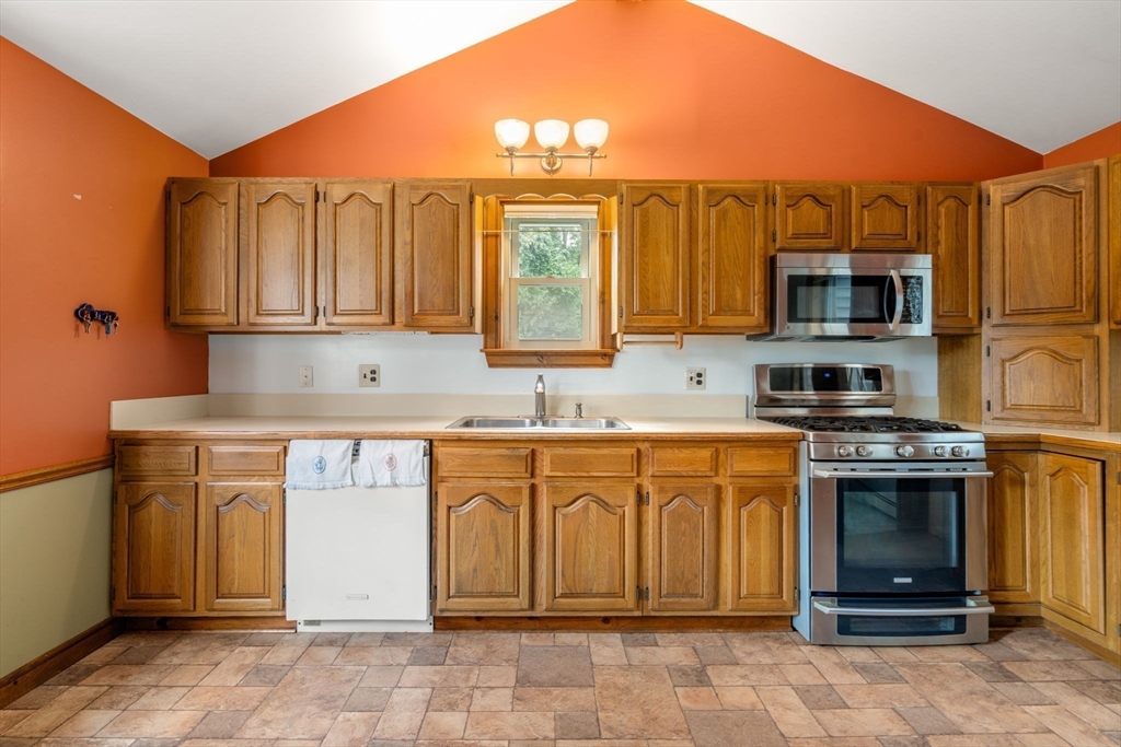 43 Brown Street Property Photo 13