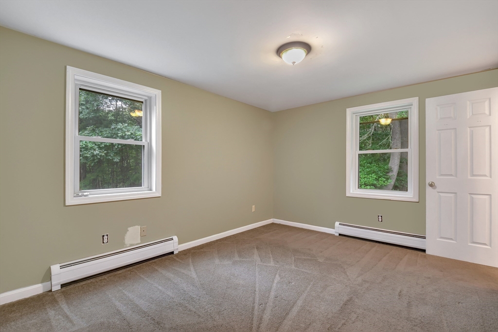 125 Drew Blvd Property Photo 12