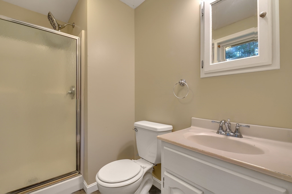 125 Drew Blvd Property Photo 15