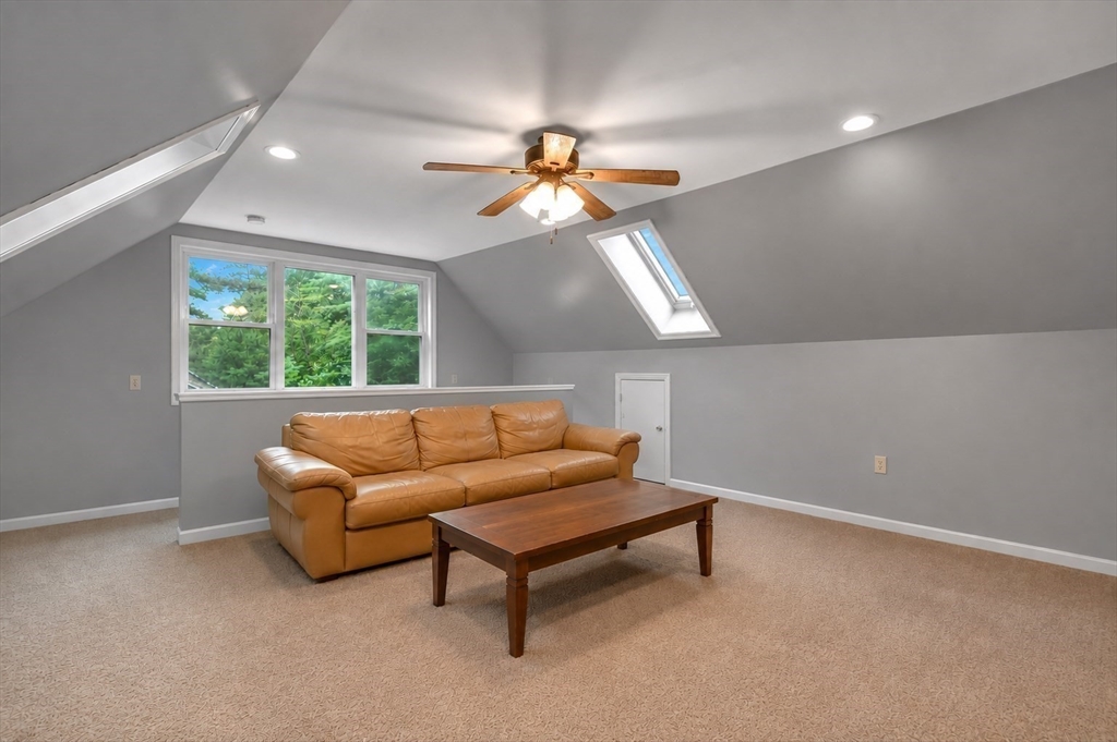 125 Drew Blvd Property Photo 23