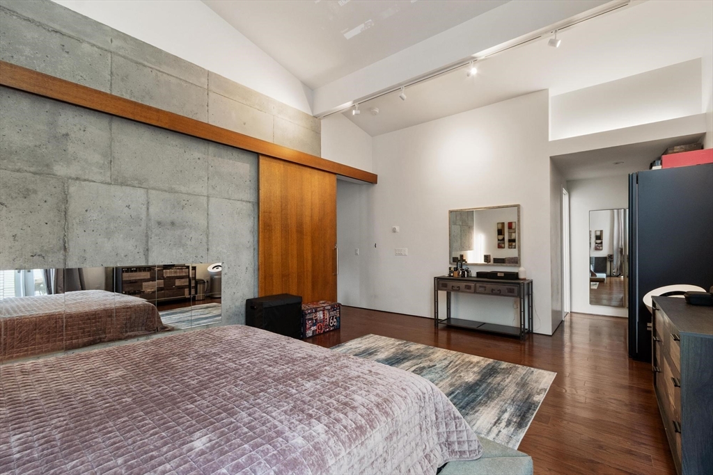3 Maxwell Lane Property Photo 22