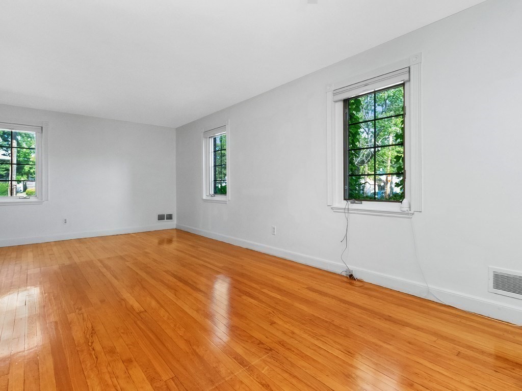 84 Duff Street # 84 Property Photo 11