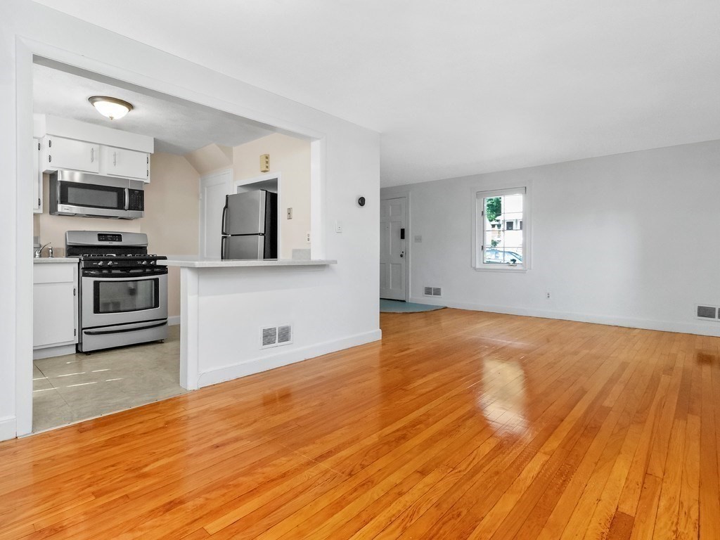 84 Duff Street # 84 Property Photo 13