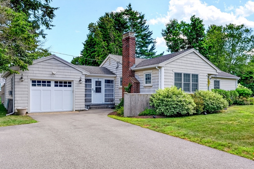 6 Winthrop Dr Property Photo 1