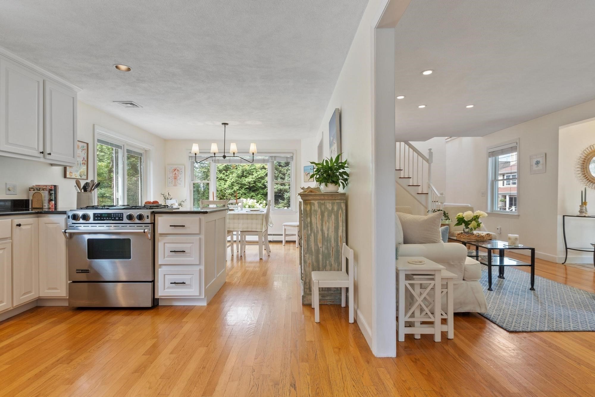 82 Pine Street Property Photo 16