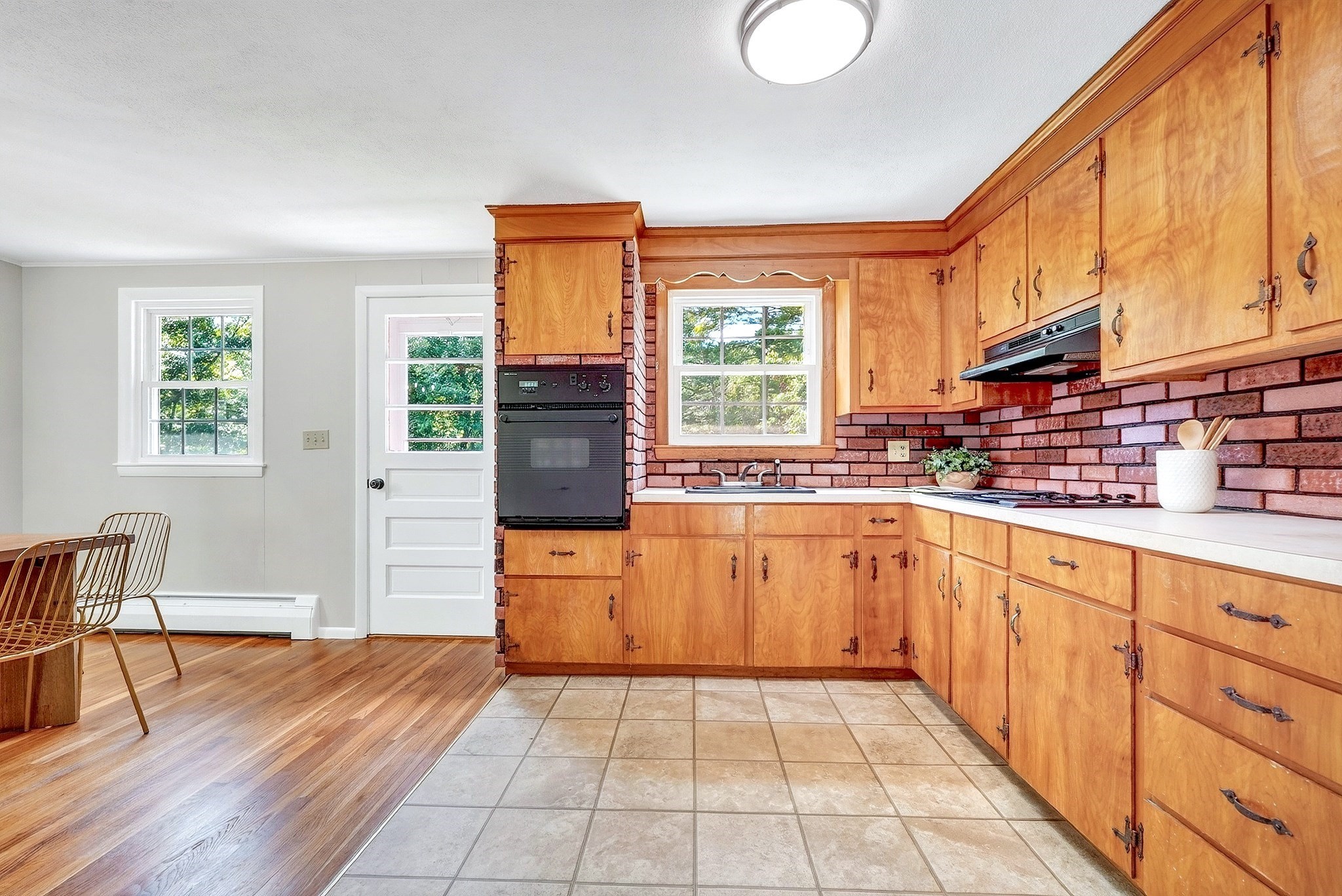 11 Appletree Lane Property Photo 9