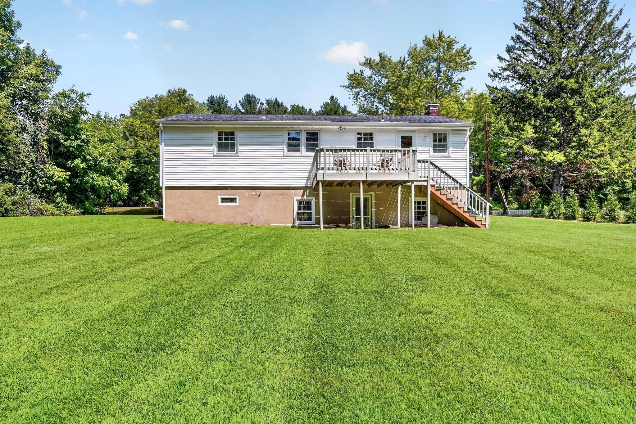 11 Appletree Lane Property Photo 33
