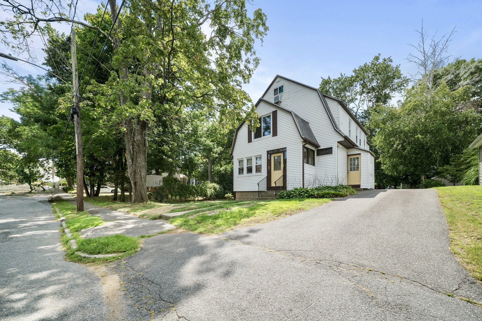 15 Shirley Street Property Photo 1