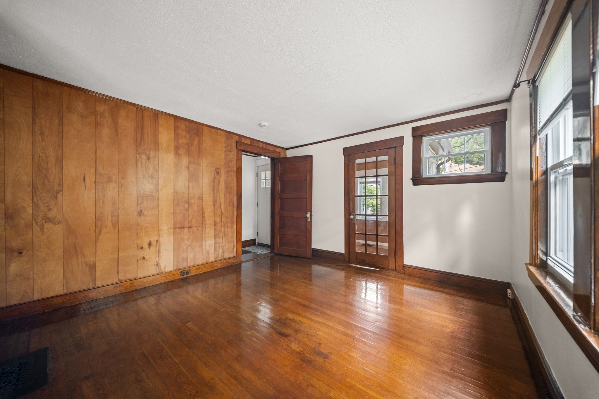 15 Shirley Street Property Photo 4