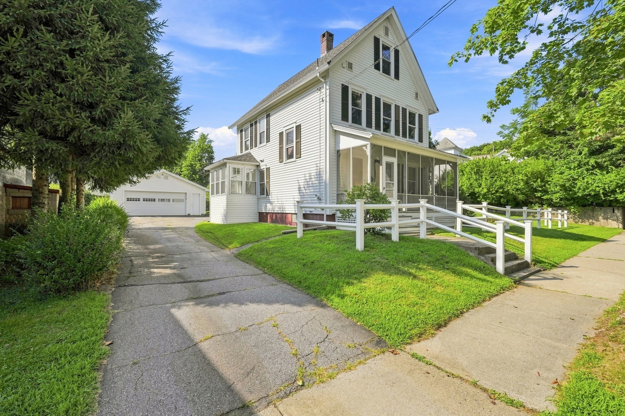 11 Newton Street Property Photo 2