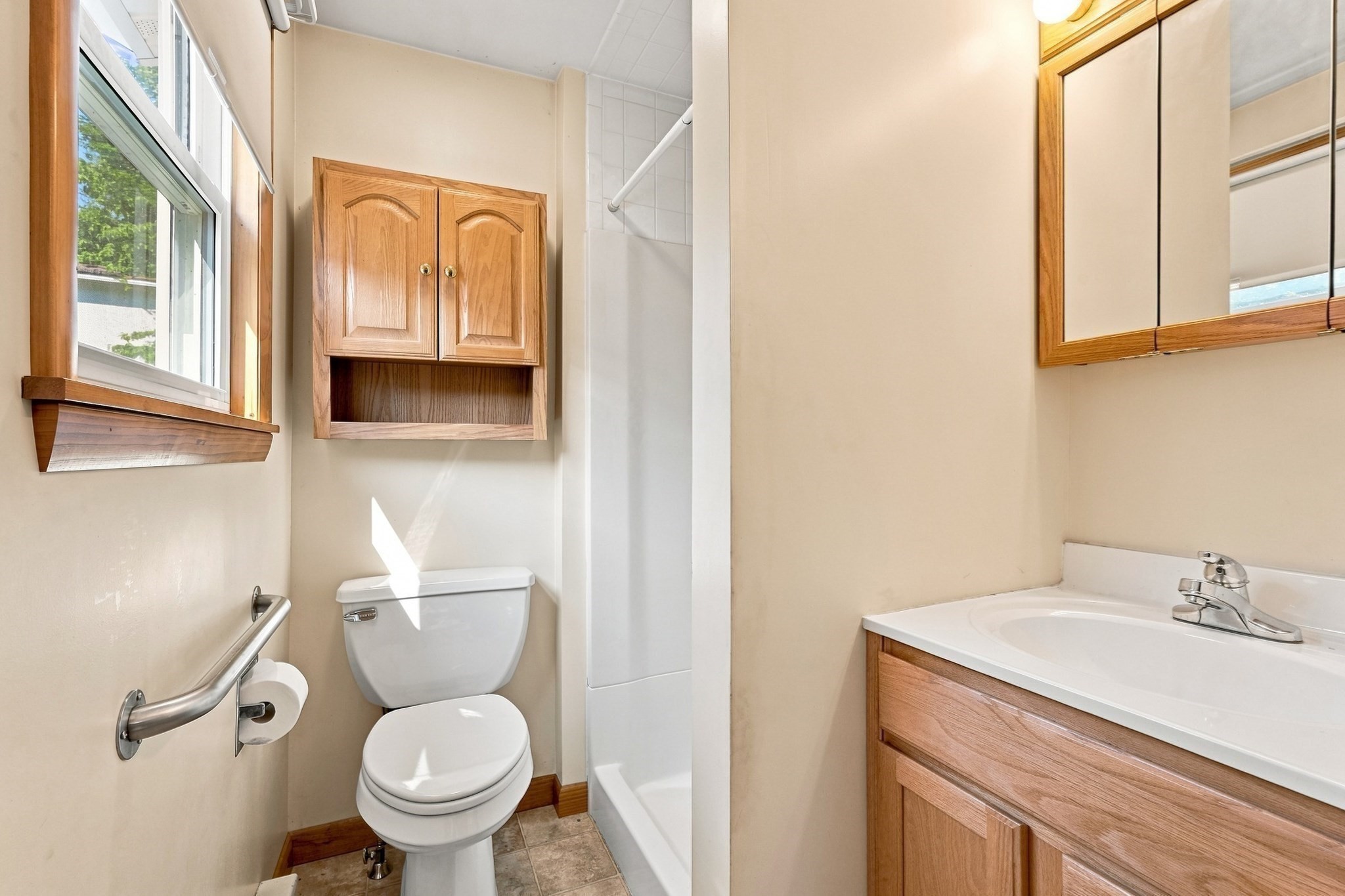 11 Newton Street Property Photo 11