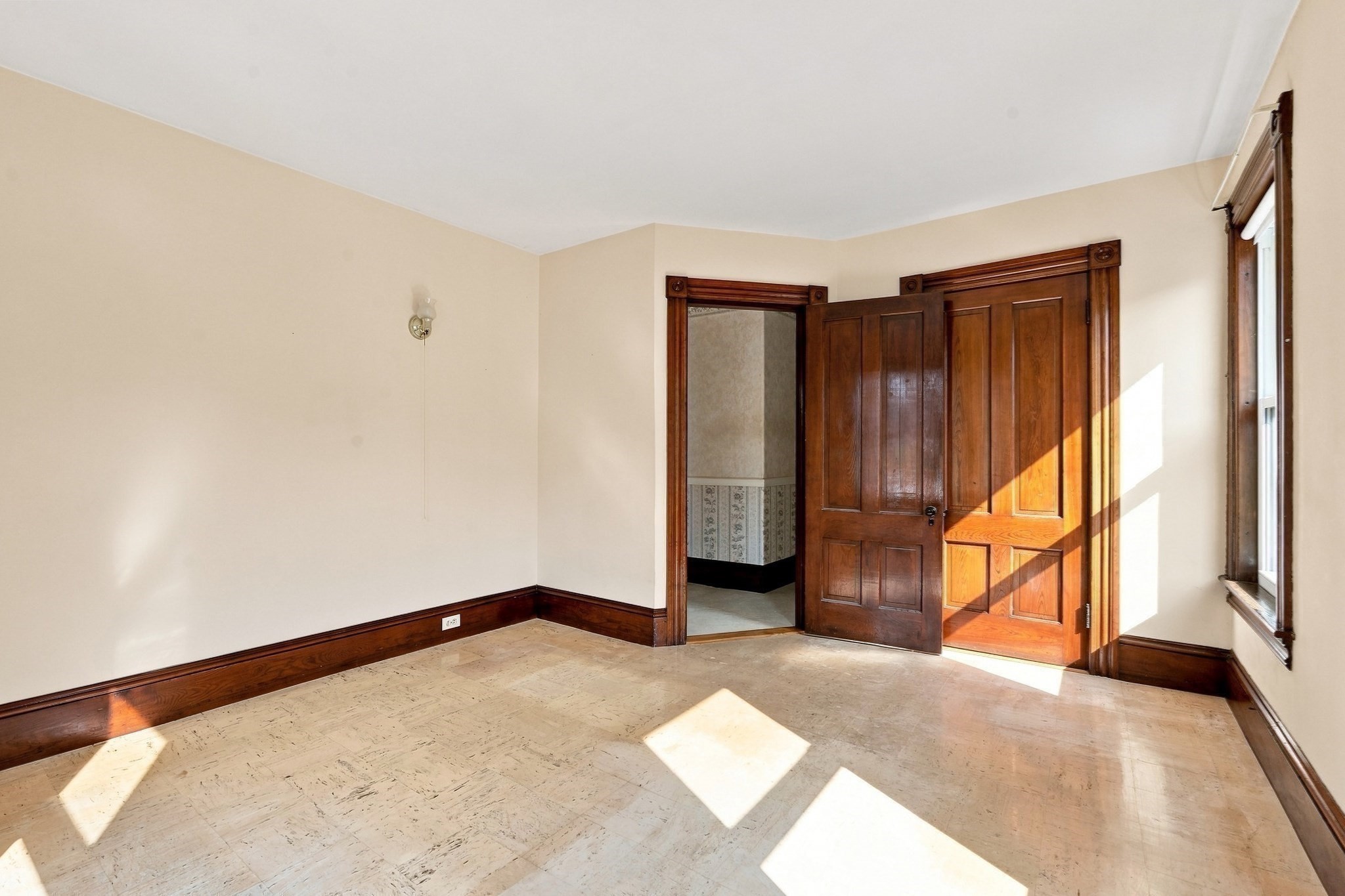 11 Newton Street Property Photo 20