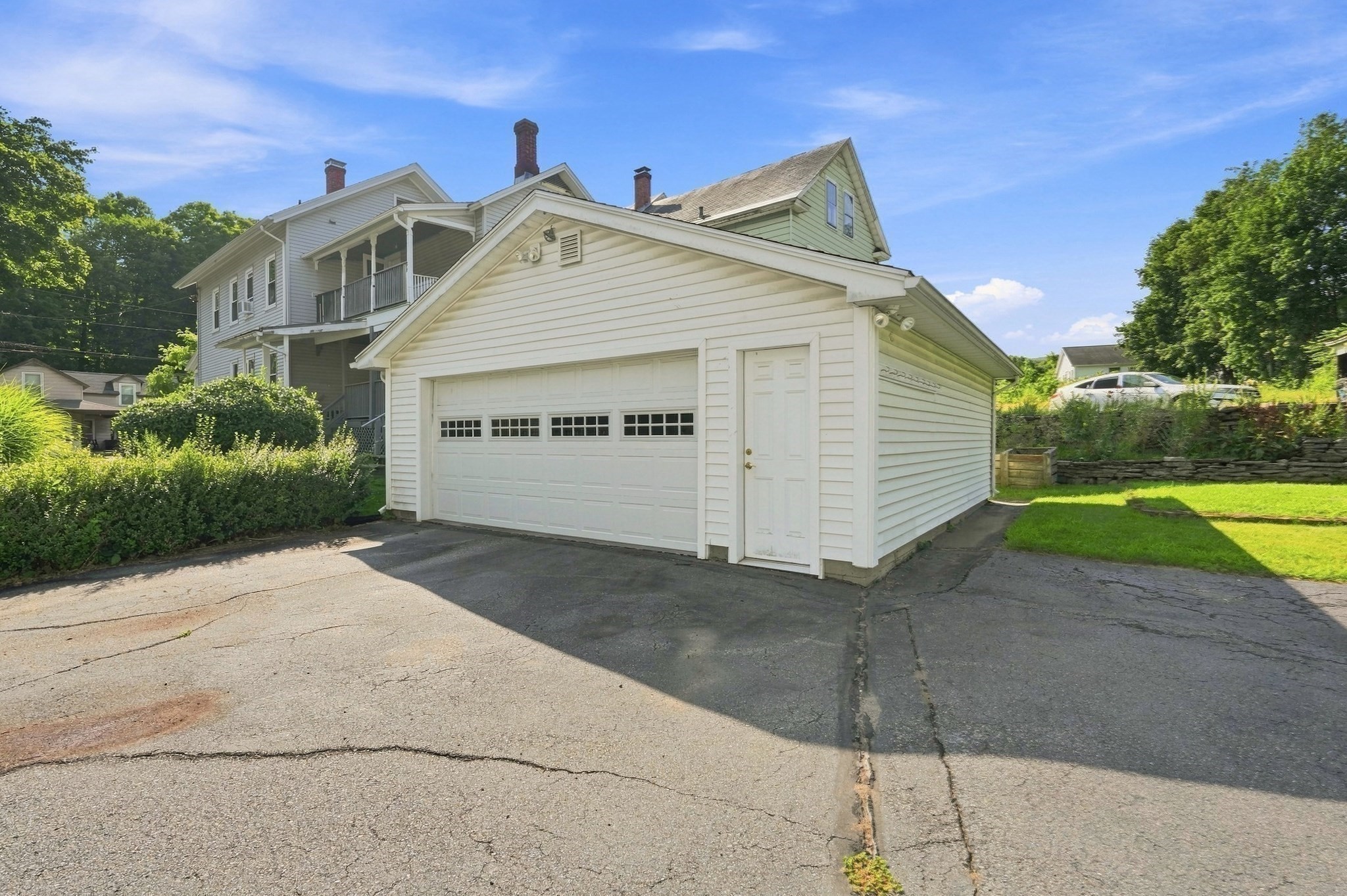 11 Newton Street Property Photo 28