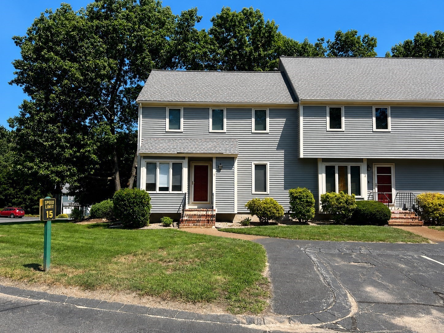 8 Deer Path # 1 Property Photo 1