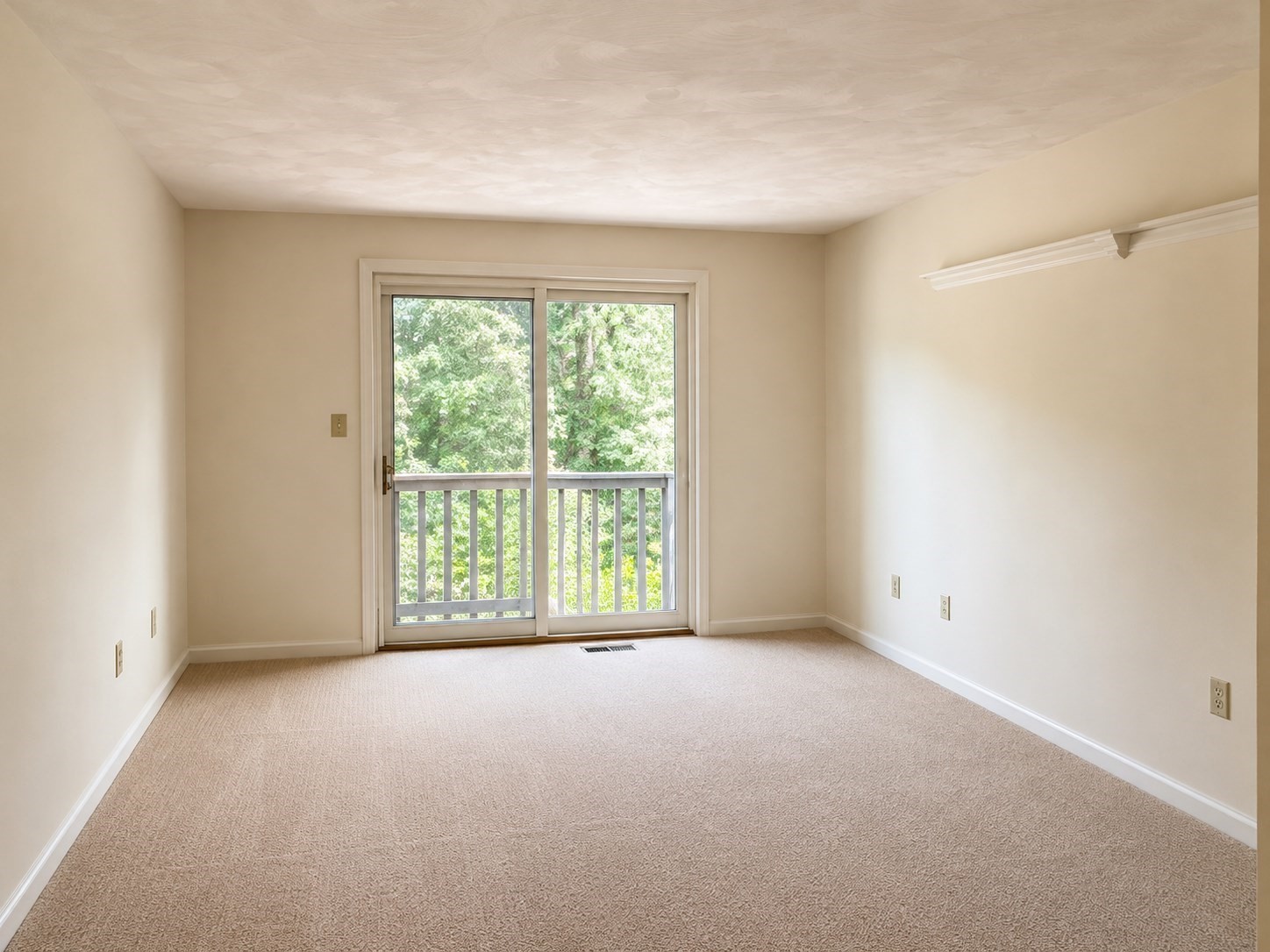 8 Deer Path # 1 Property Photo 6