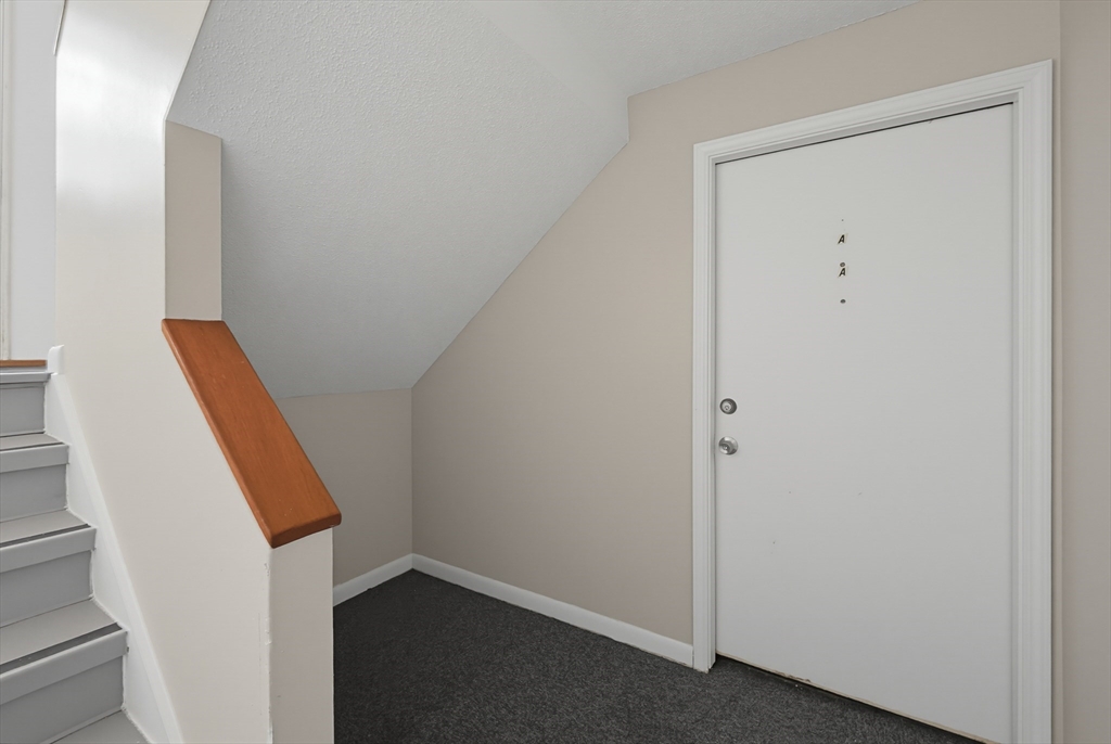 5455 N Main St # 11a Property Photo 5