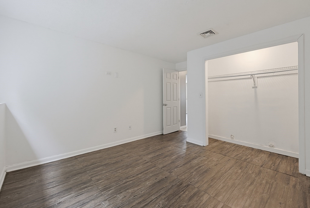5455 N Main St # 11a Property Photo 11