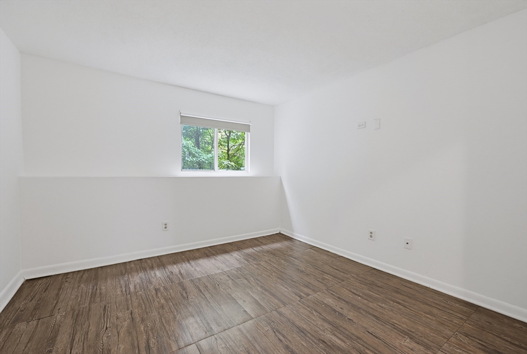 5455 N Main St # 11a Property Photo 12