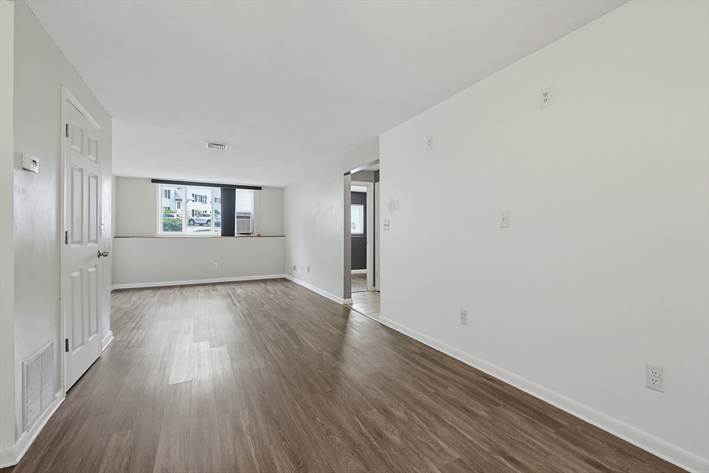 5455 N Main St # 11a Property Photo 15