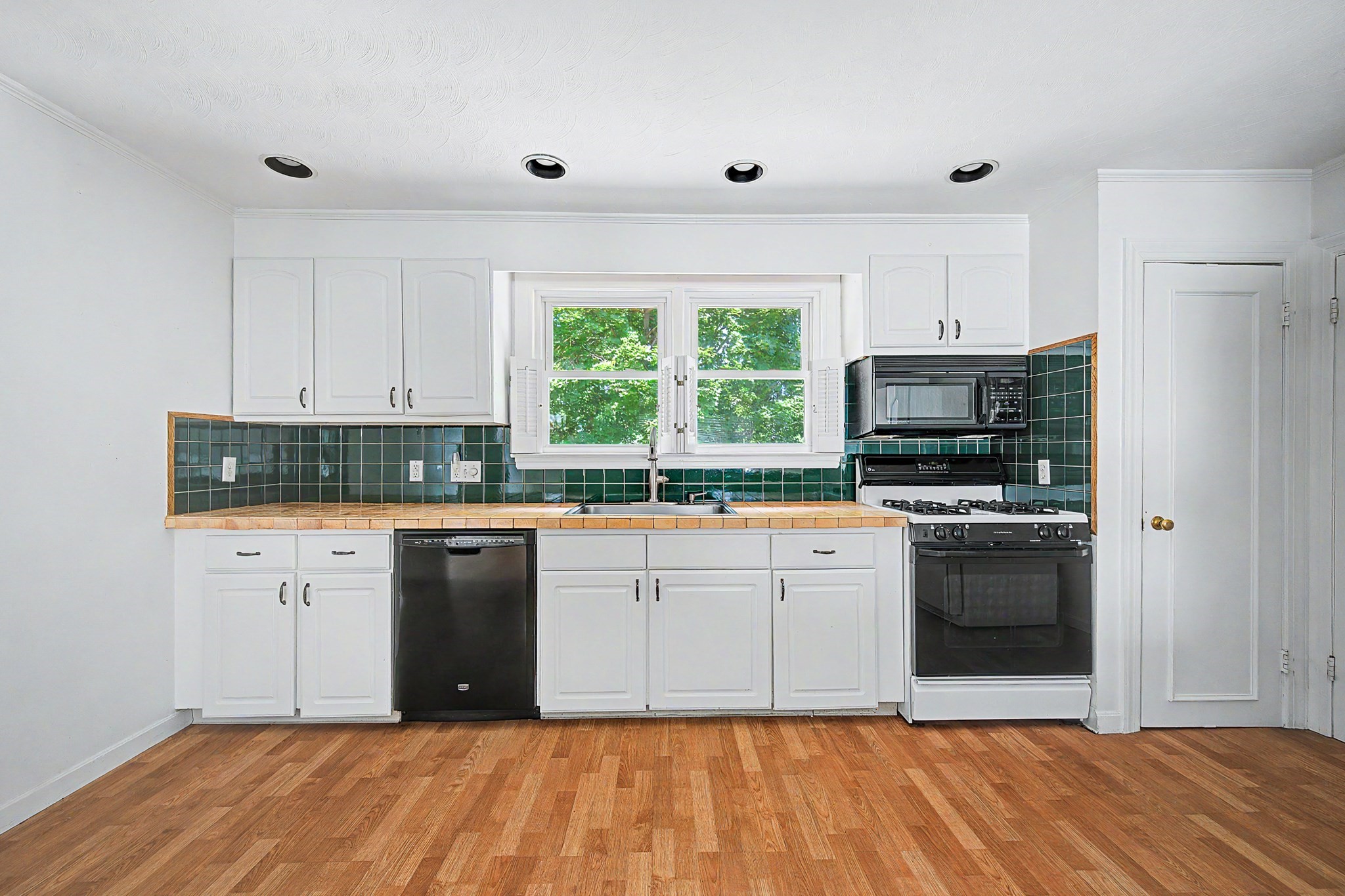 57 Gleason St. Property Photo 23