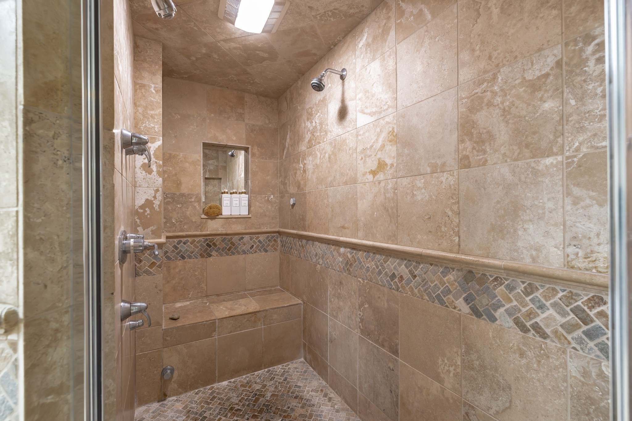 57 Douglas Rd Property Photo 20
