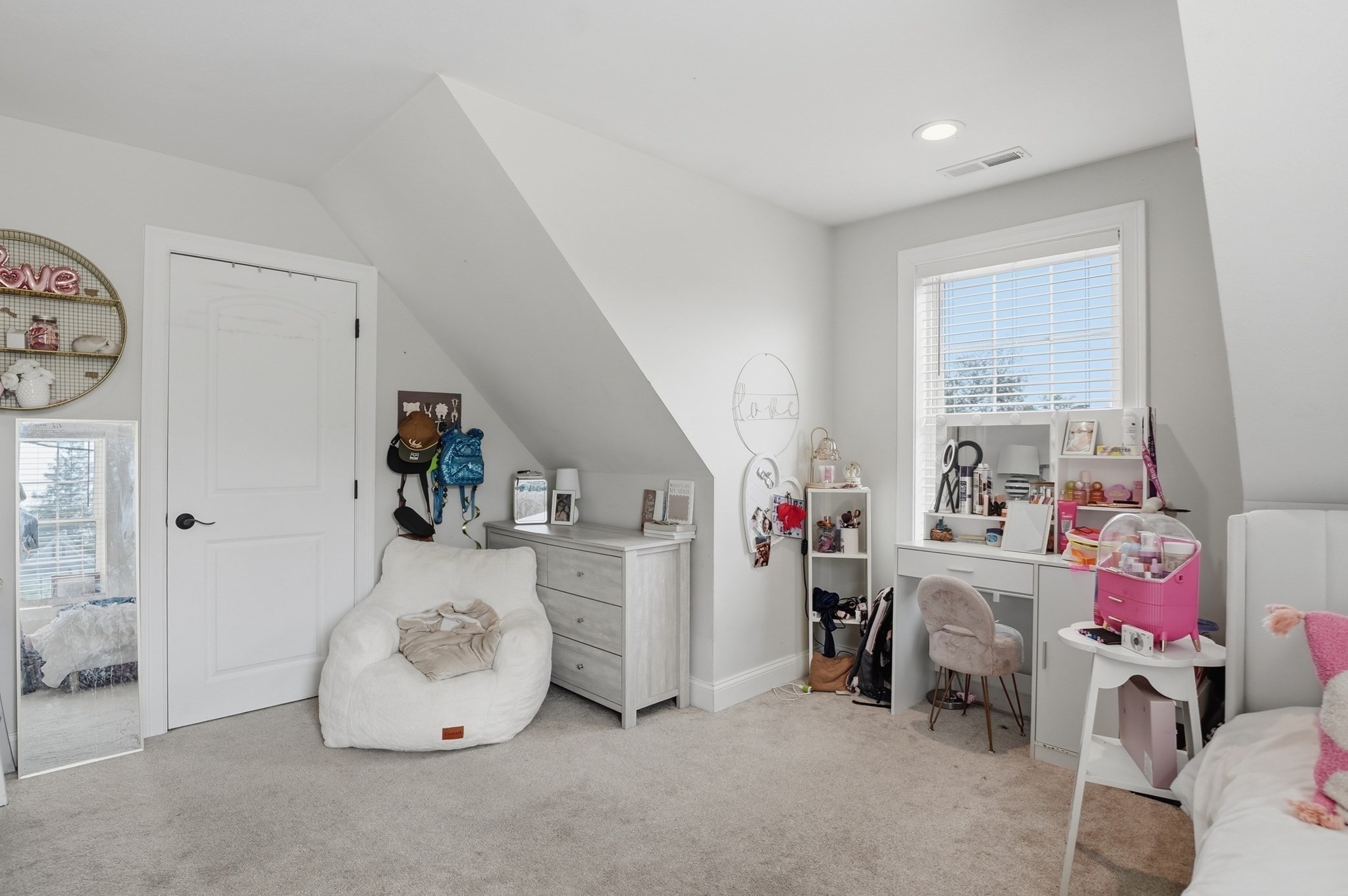 176 Oakham Road Property Photo 23