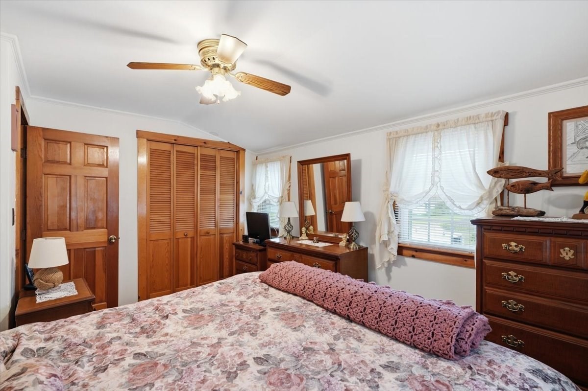 16 Park St Property Photo 18