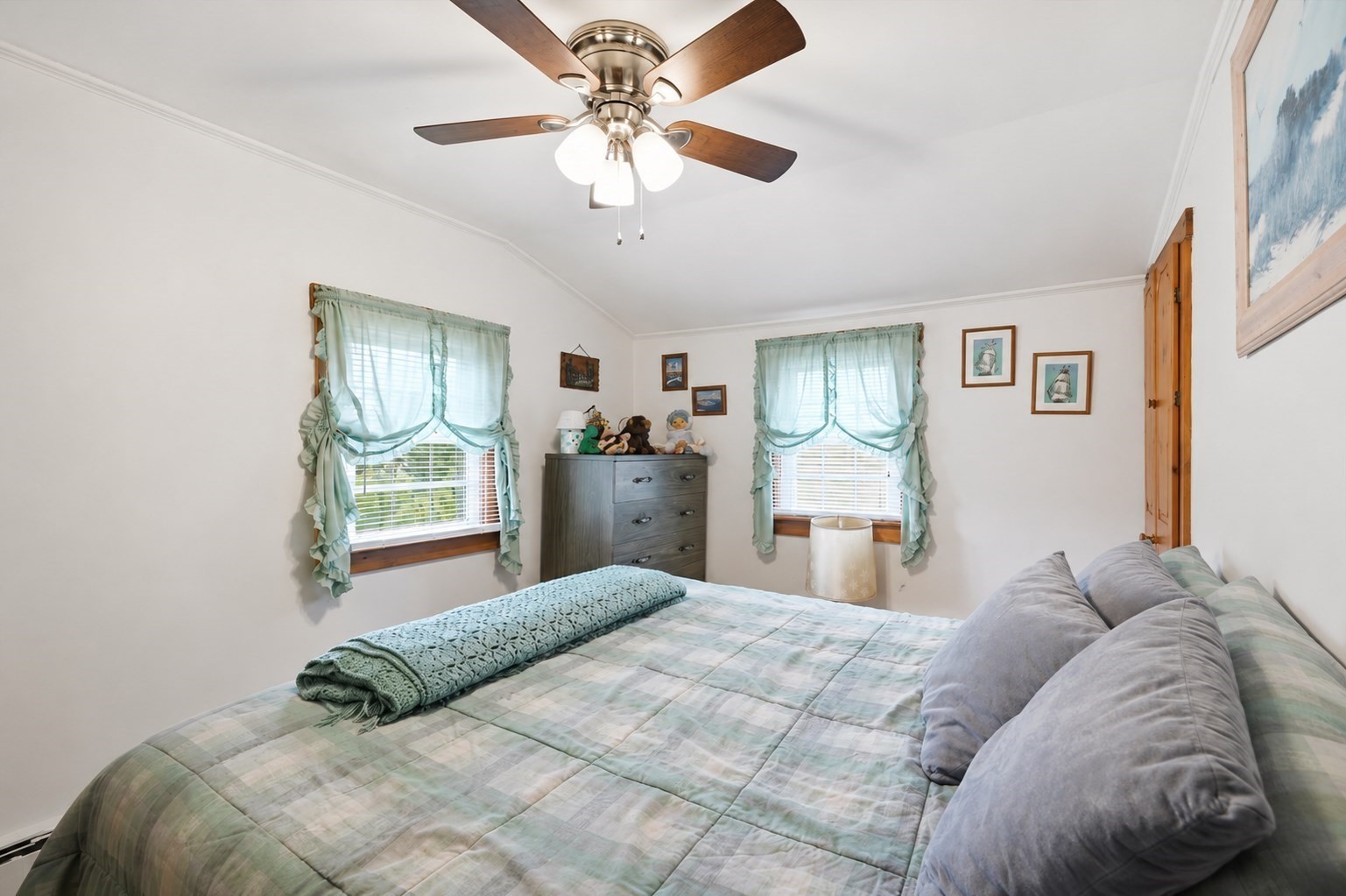 16 Park St Property Photo 20