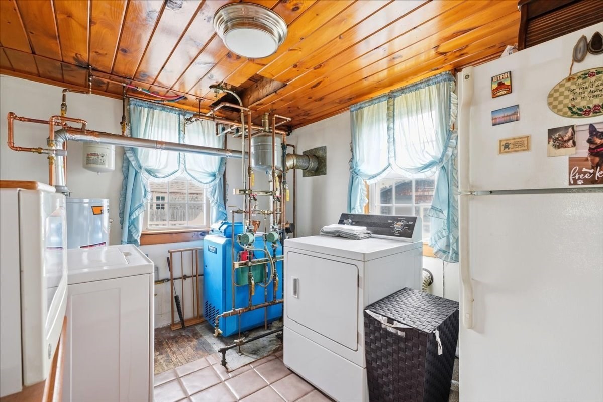 16 Park St Property Photo 23