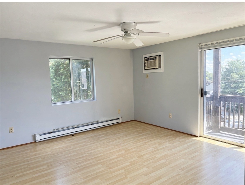 11 Gibbs # F85 Property Photo 5