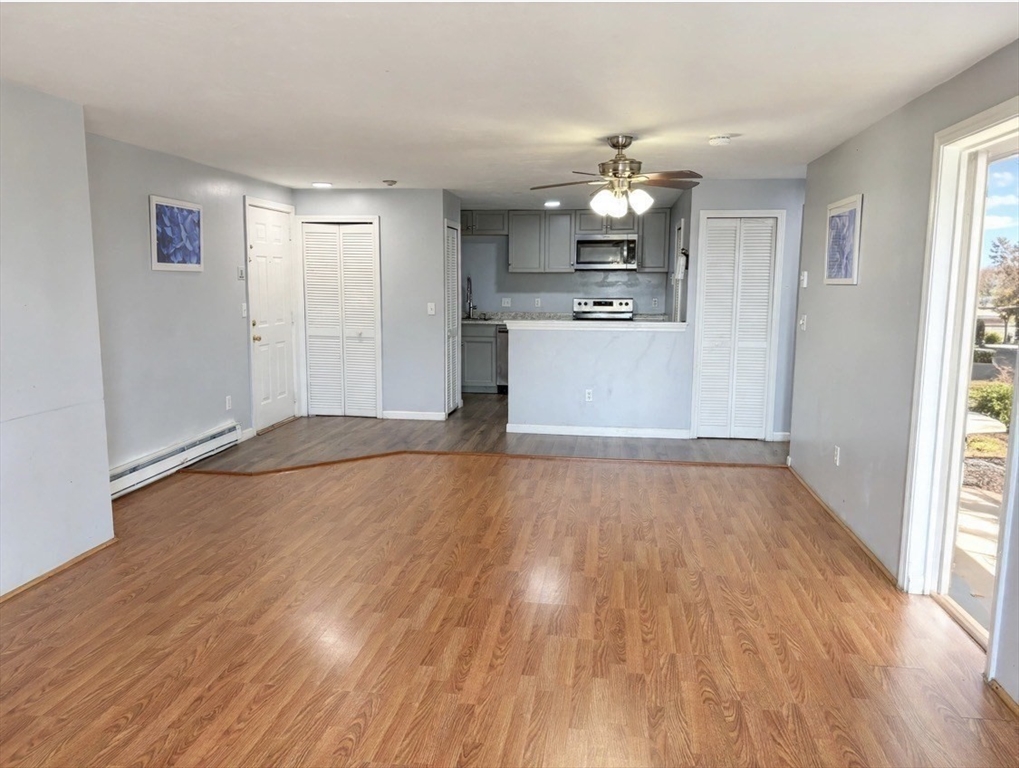 11 Gibbs # F85 Property Photo 7