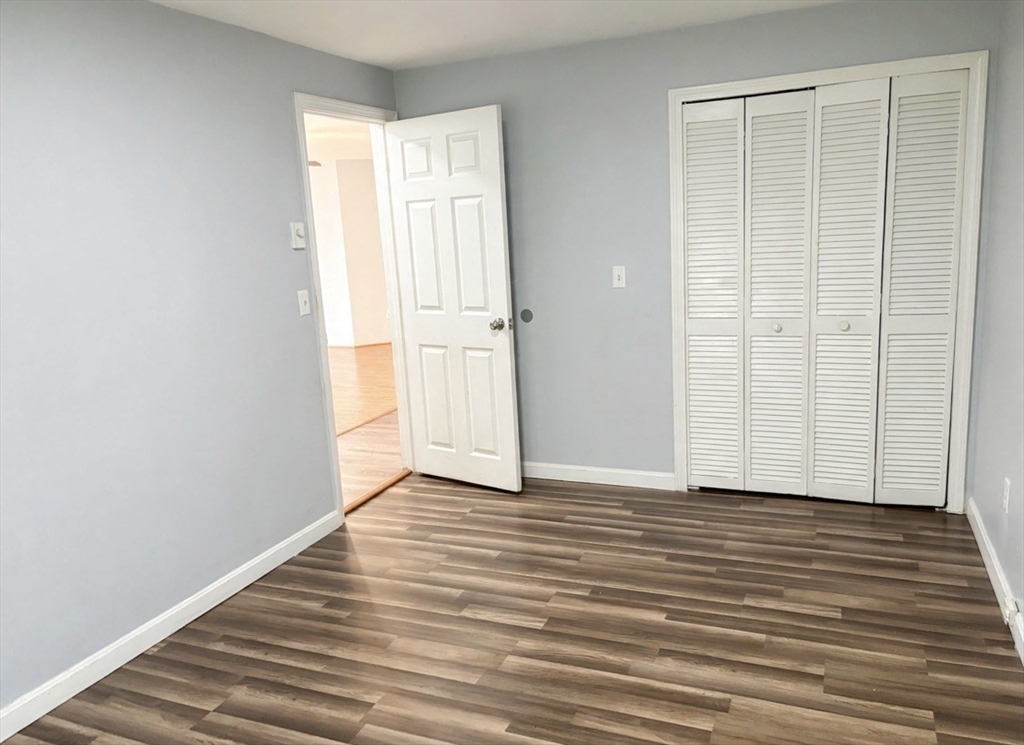 11 Gibbs # F85 Property Photo 18