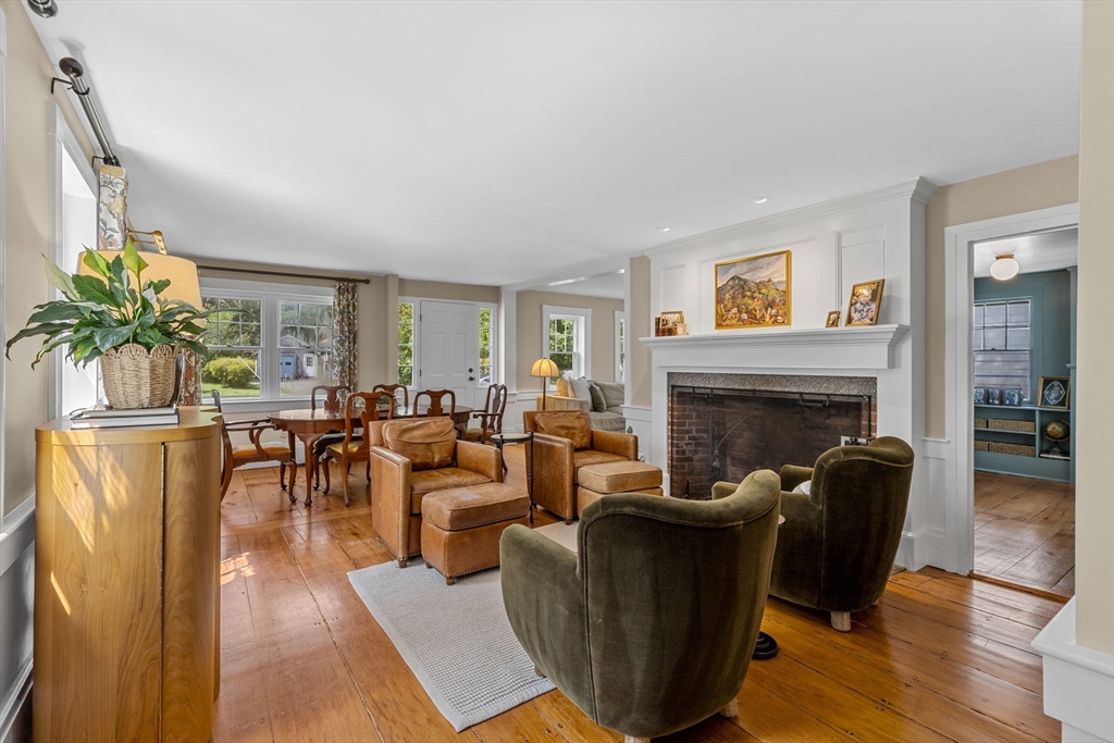 141 Bank St Property Photo 3