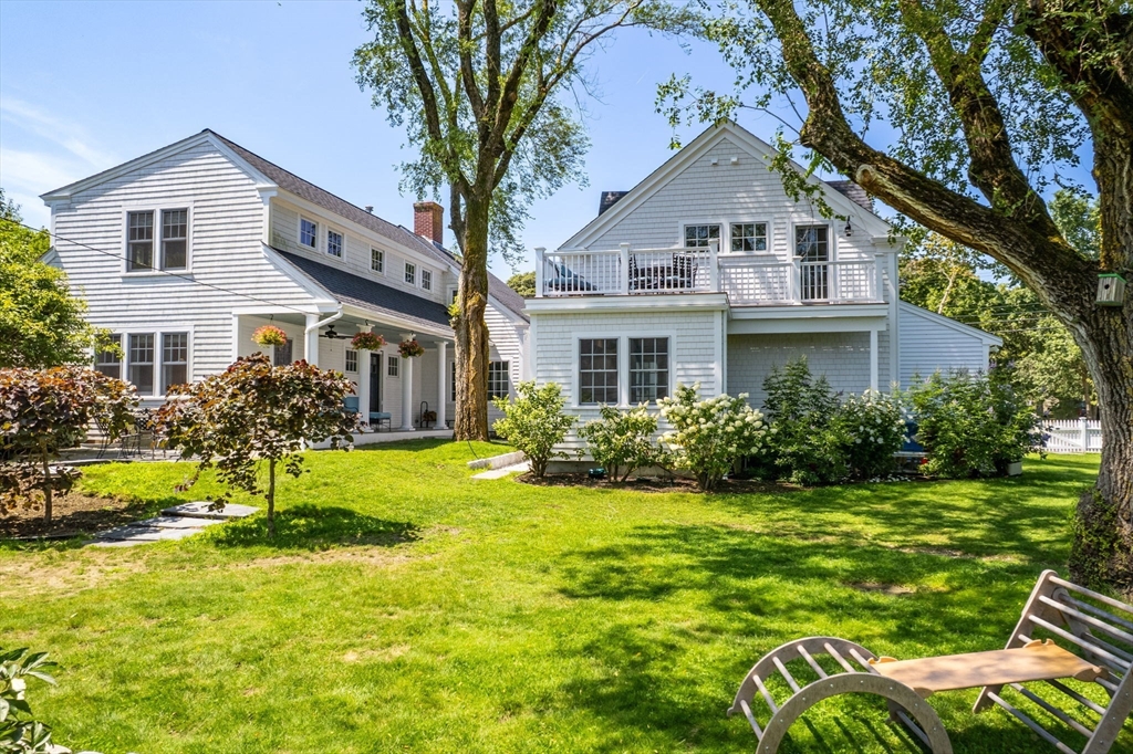 141 Bank St Property Photo 40