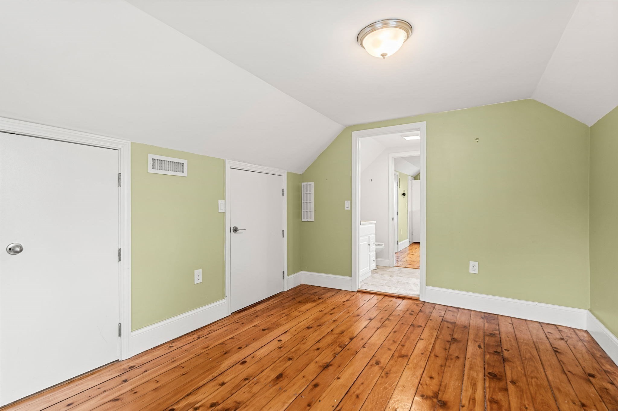 46 School St. # 2 Property Photo 19