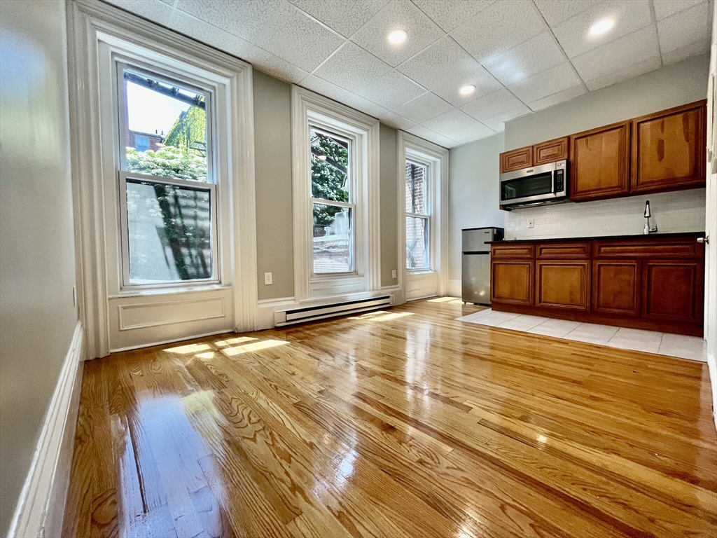 70 Pinckney # 2 Property Photo 1