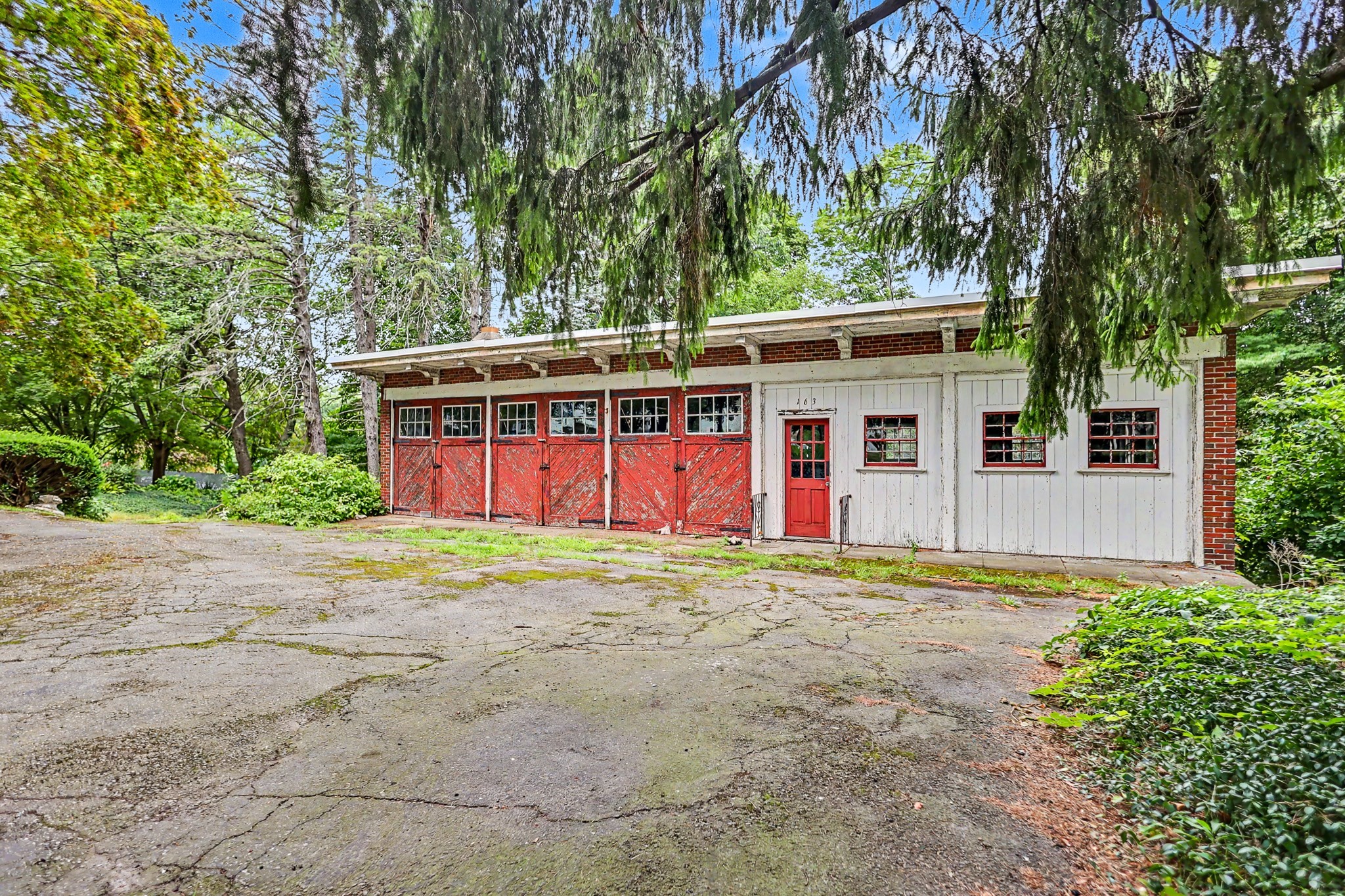 165 Berkeley St Property Photo 7