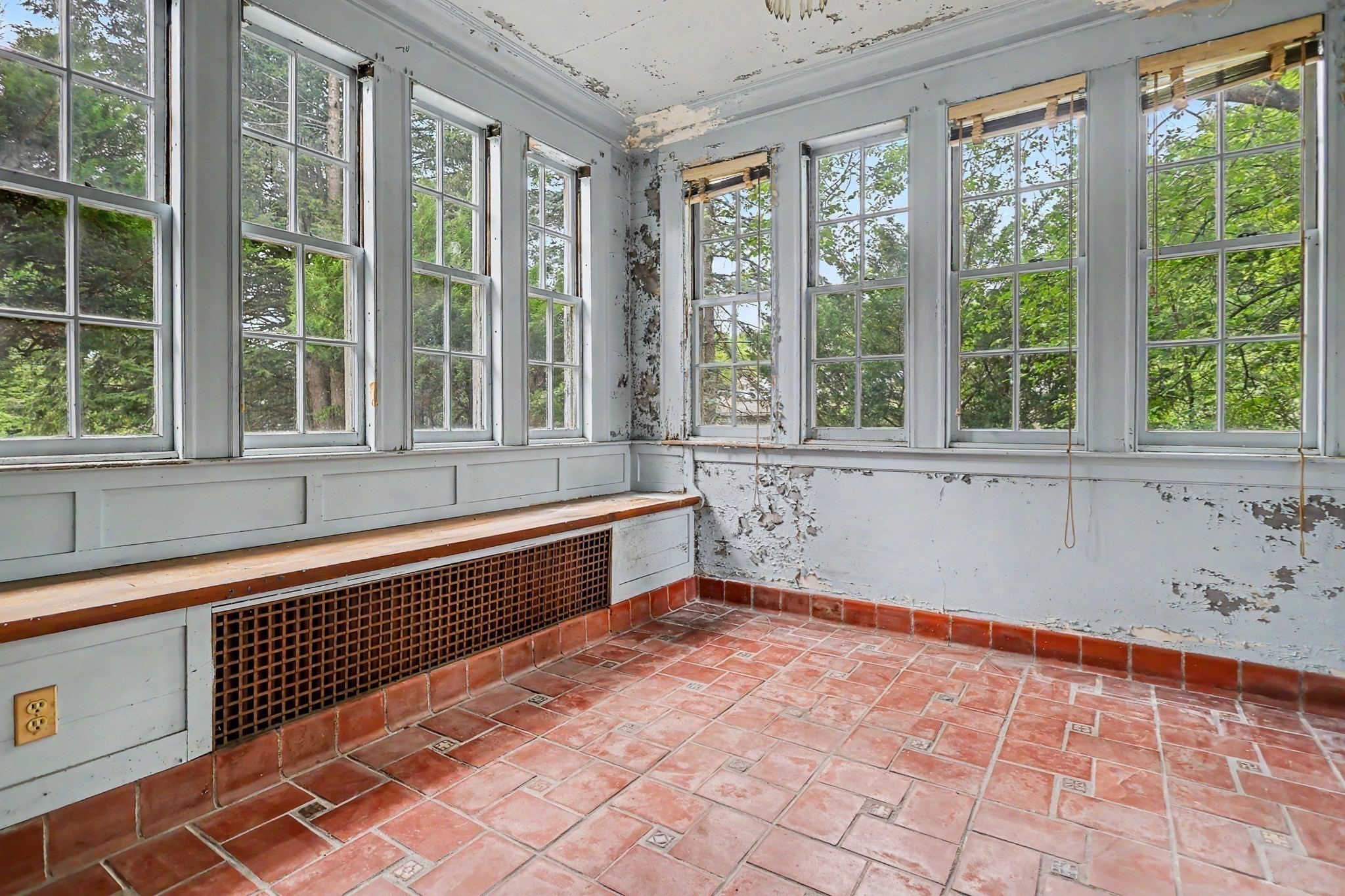 165 Berkeley St Property Photo 14