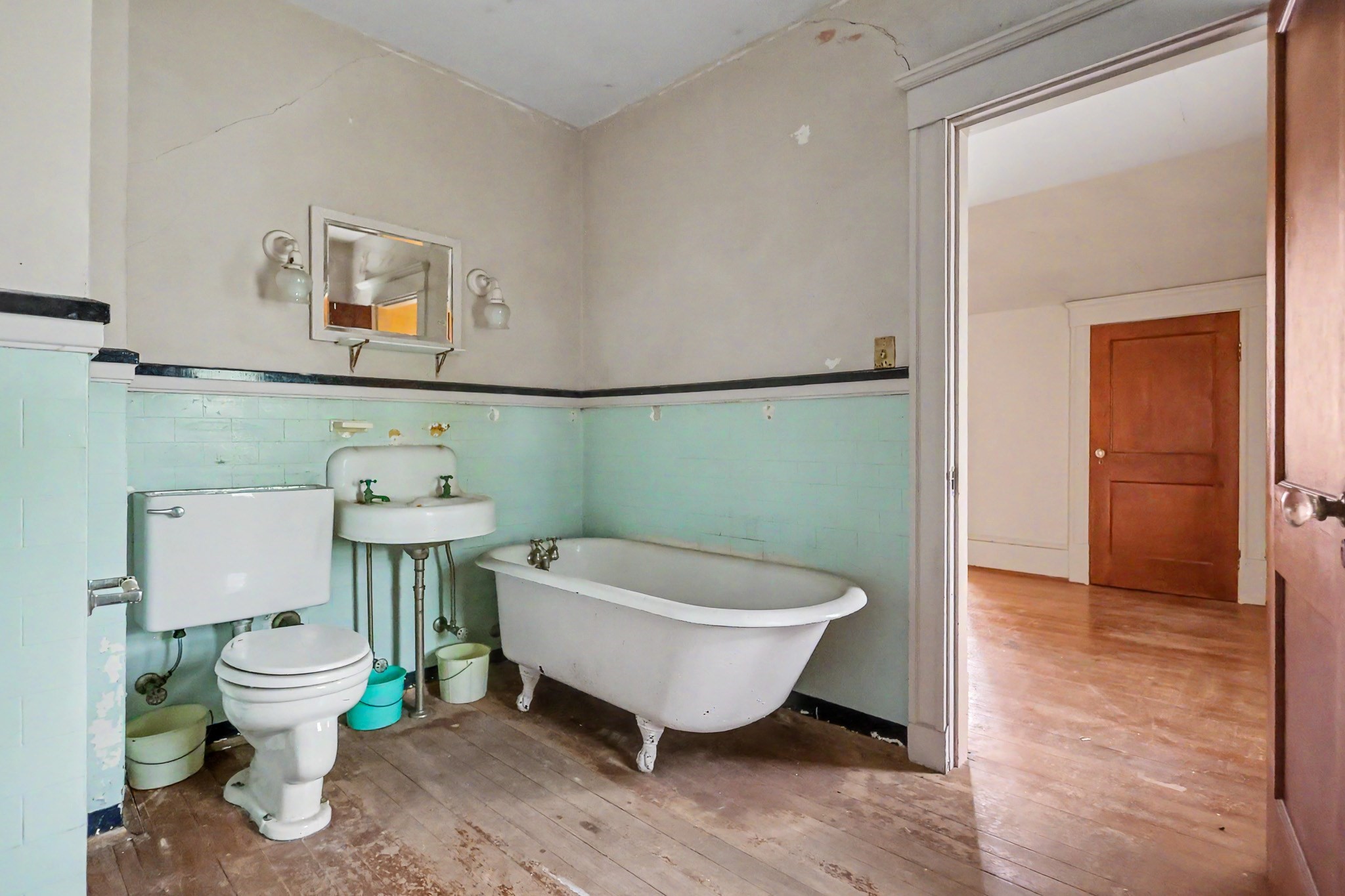 165 Berkeley St Property Photo 33