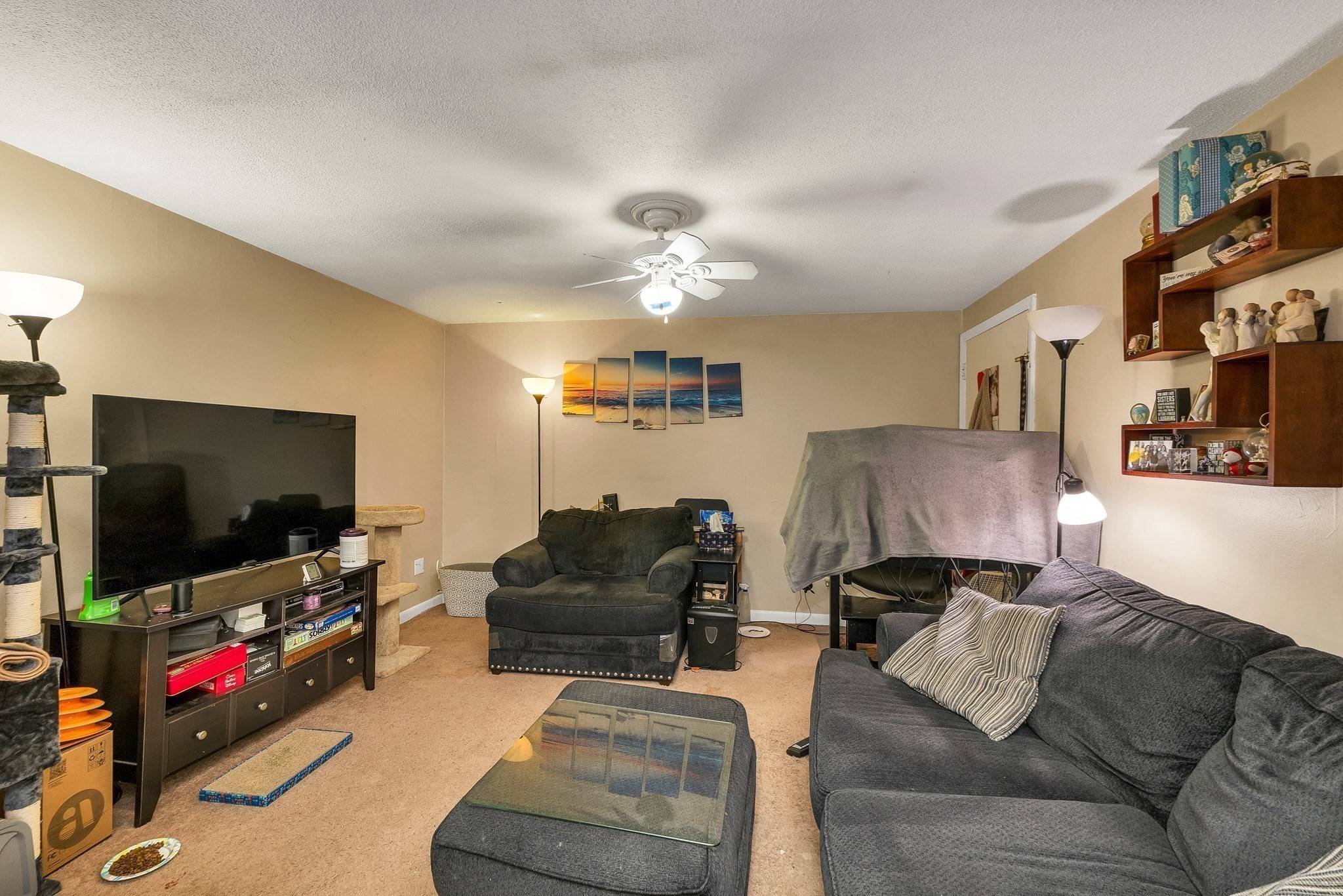 8 Carriage Hill Rd # 17 Property Photo 4