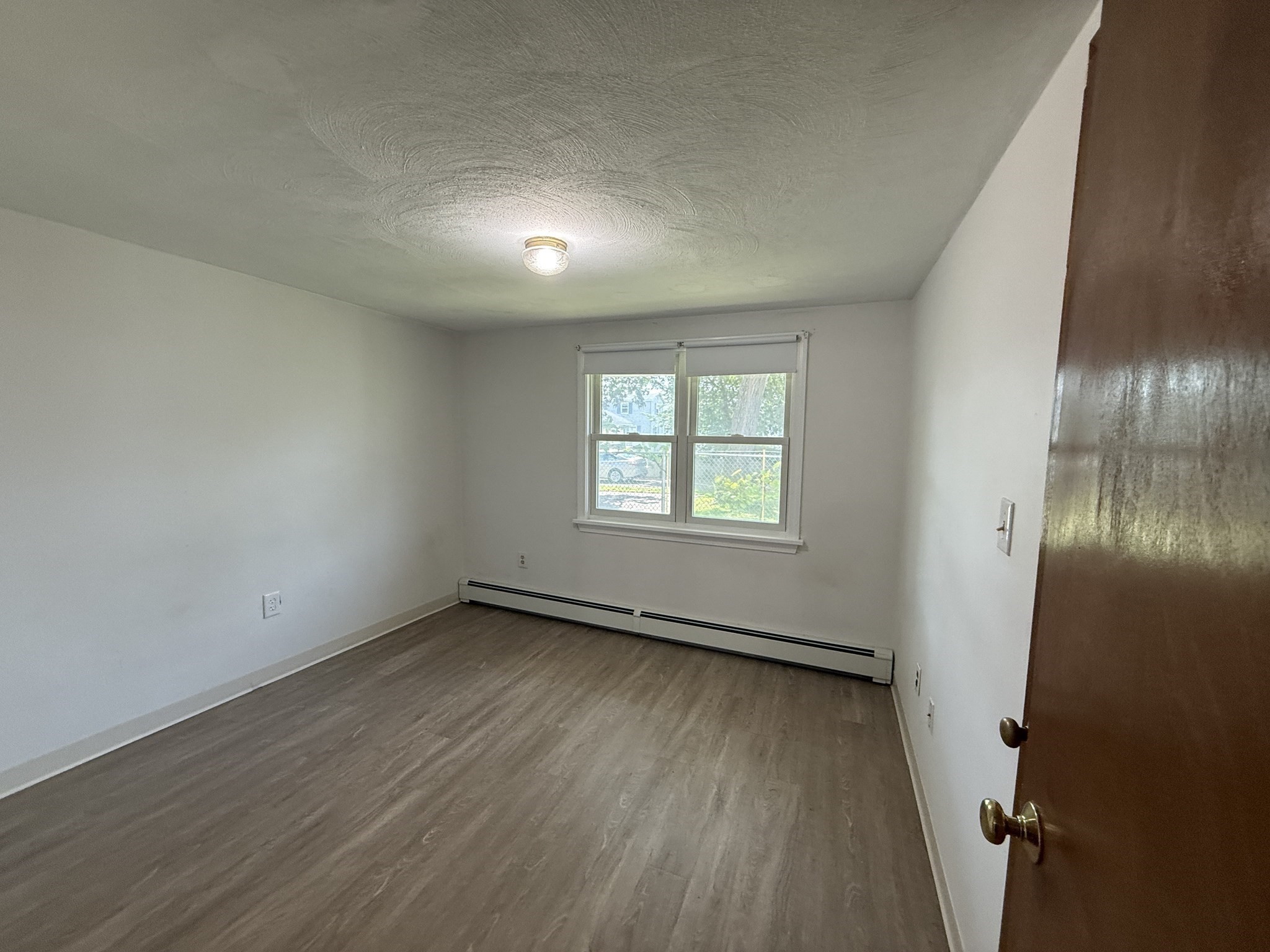 54 Pleasant St # A Property Photo 11