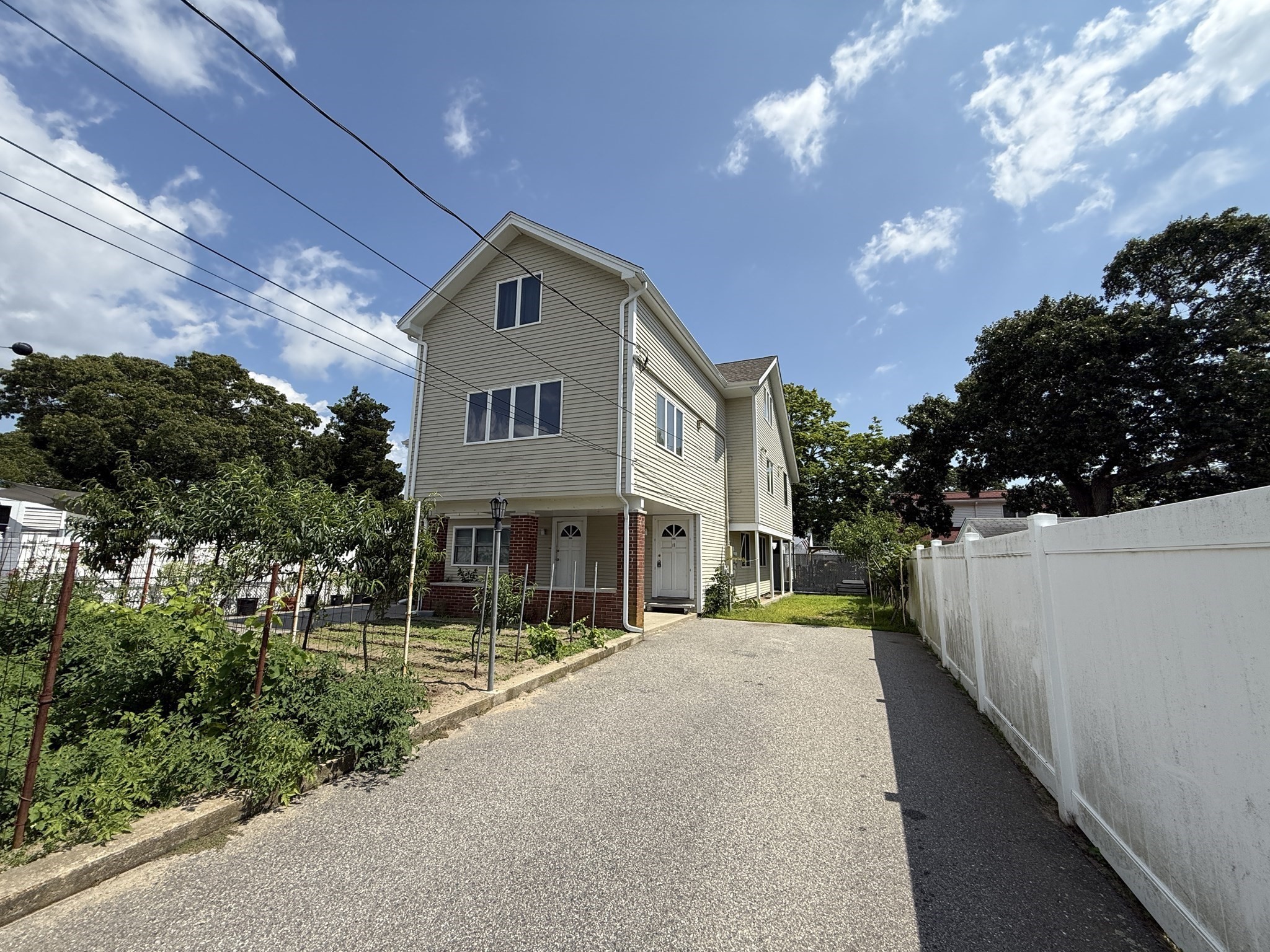 54 Pleasant St # B Property Photo 1