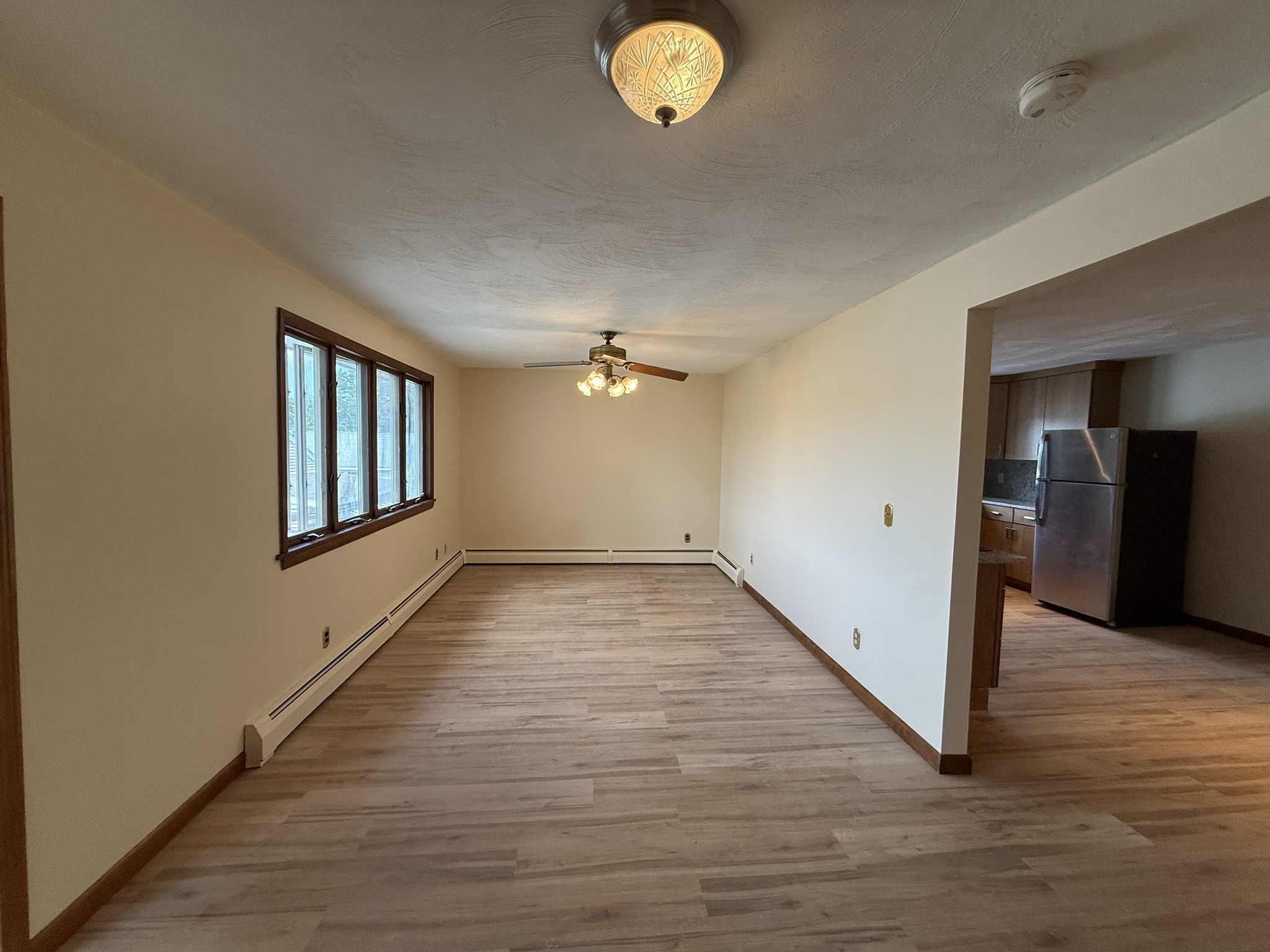 54 Pleasant St # B Property Photo 4