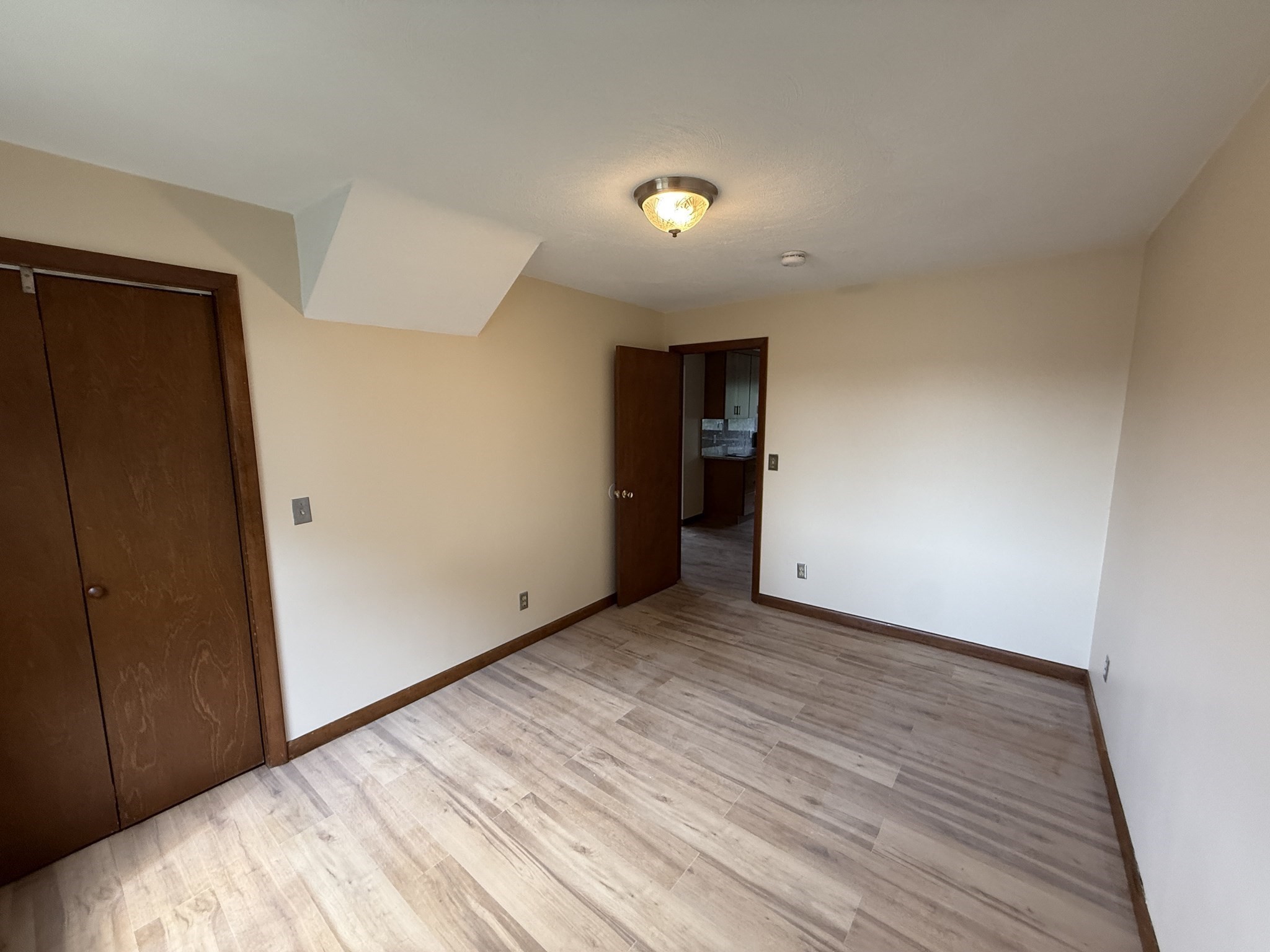 54 Pleasant St # B Property Photo 12