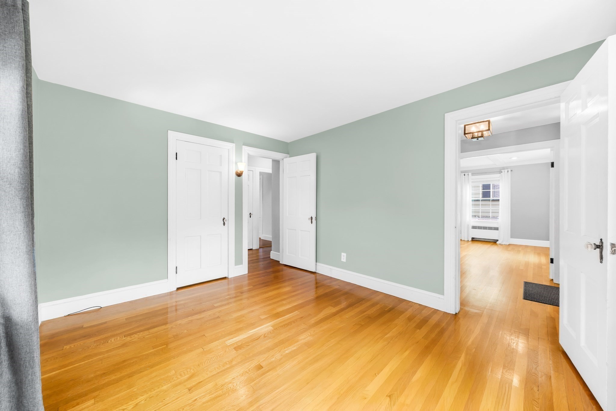 21 Leroy Ave Property Photo 25